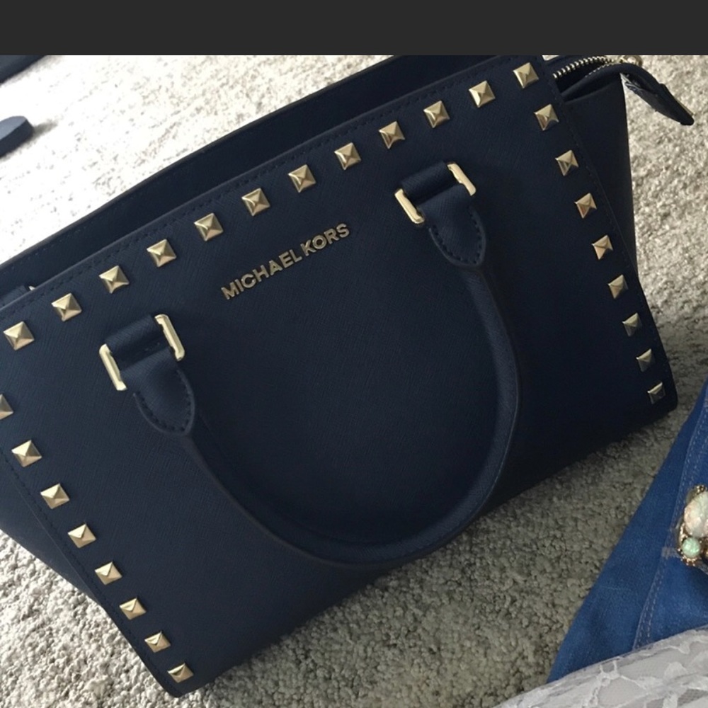 Michael kors studded Selma medium